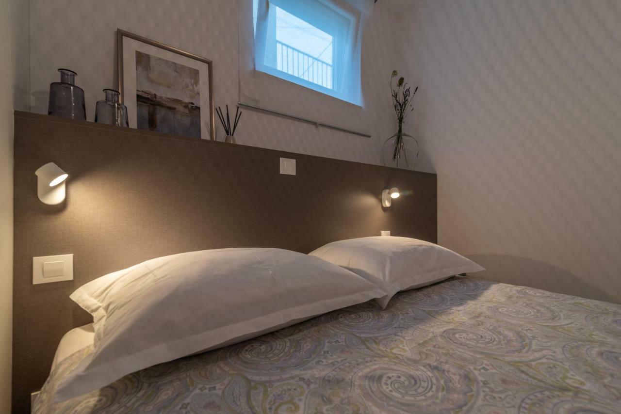 Apartments Flora Трогир Экстерьер фото