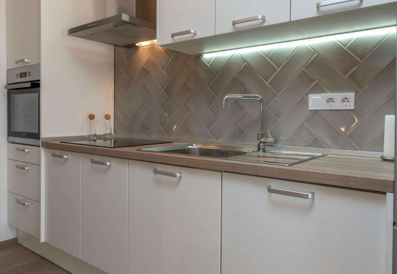 Apartments Flora Трогир Экстерьер фото