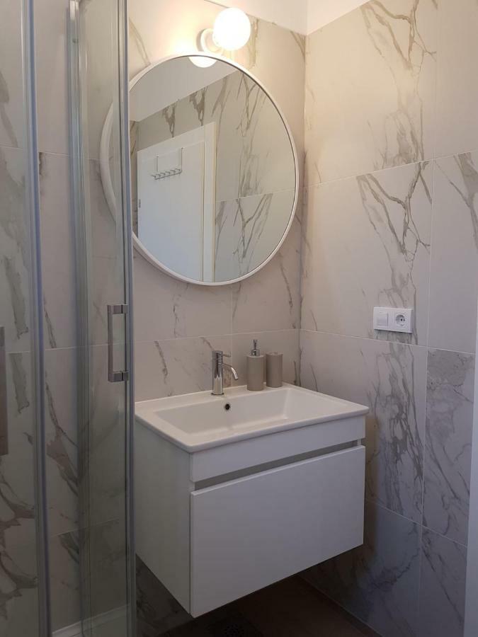 Apartments Flora Трогир Экстерьер фото