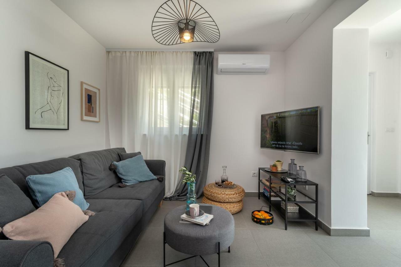 Apartments Flora Трогир Экстерьер фото